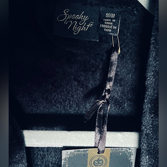 NWT Spooky Night Black Plush Robe This Girl Loves Halloween Embroidery w Tie - Picture 2 of 3
